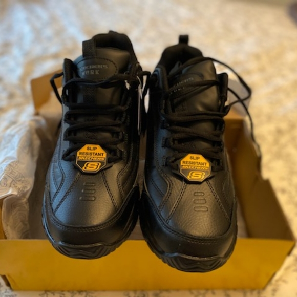 Skechers Slip-resistant - Picture 3 of 8